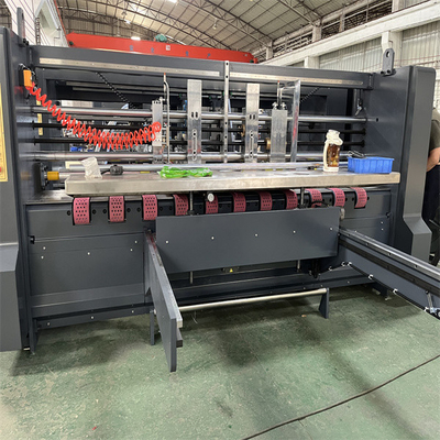Blaue automatische Klebmaschine Wellkarton mit Hochpräzision mit Nähwerk